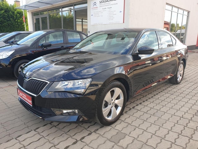 Skoda SuperB 1.4 Tsi Ambition 125 Le 5 ajtós